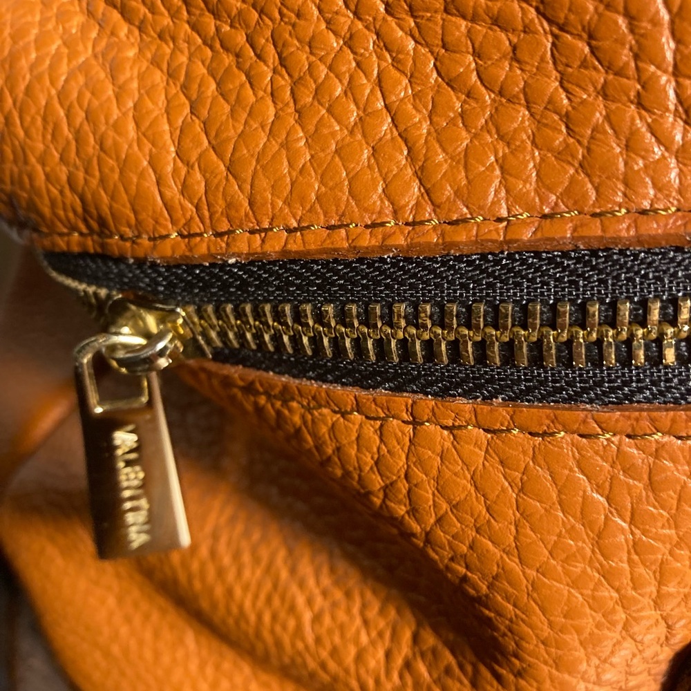 Valentina Italia peeble Leather backpack, Shoulder Bag - Picture 5 of 9